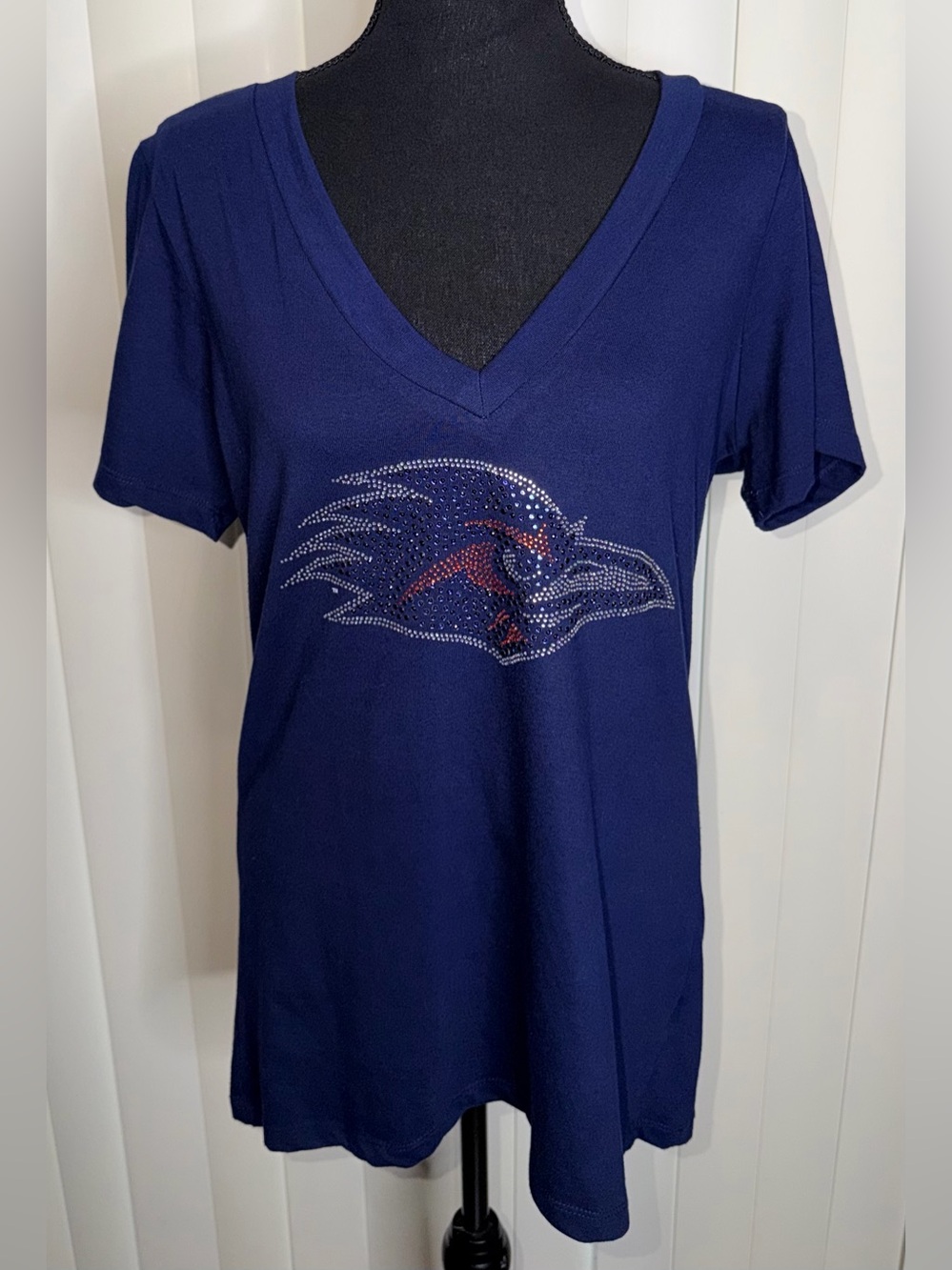 KA For Her Knights Apparel UTSA VNeck Tee Navy Blue Embellished Roadrunner Sz XL